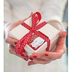 Gift wrapping service